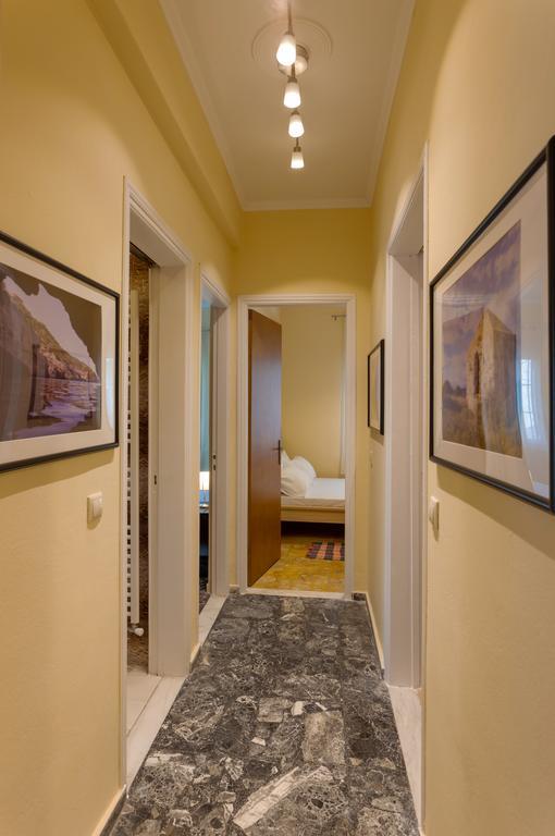 Metropolis Apartment - 150M From St Marcus Square, By Zantewize Buitenkant foto
